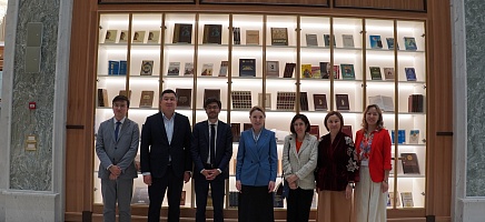 Директор по международным связям Нацбиблиотеки Франции посетил Архив Президента РК фото галереи 4